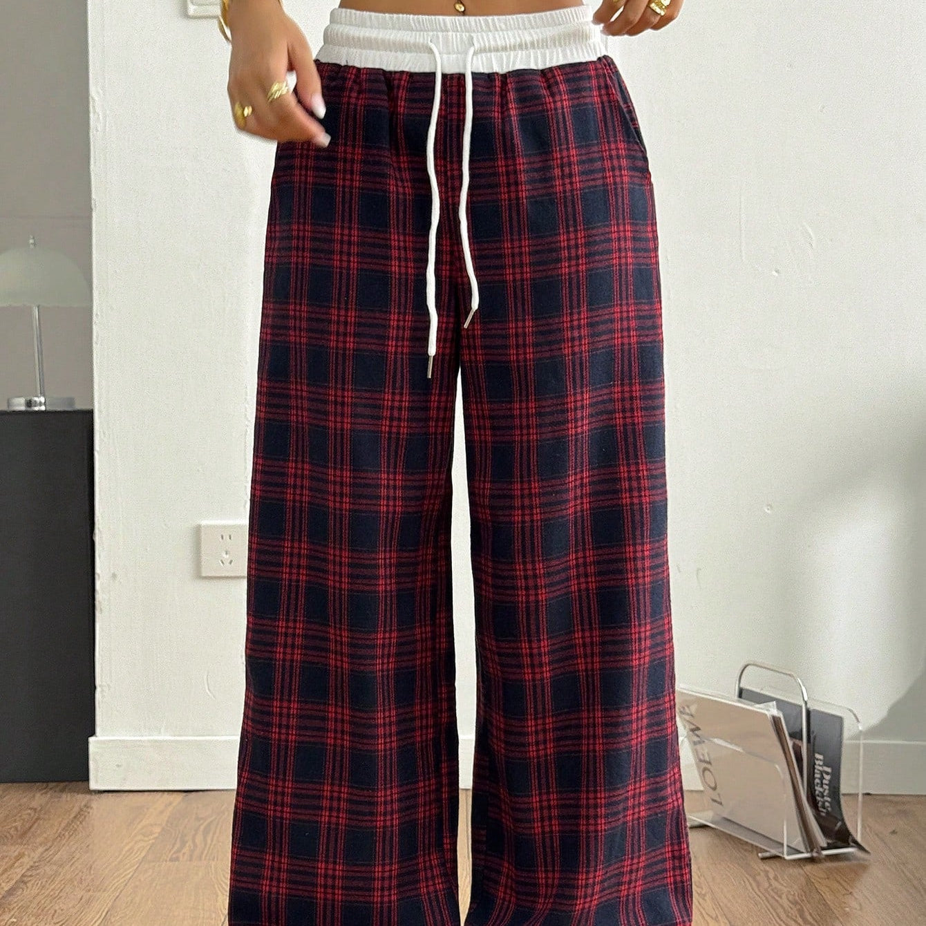 Women's plaid wide-leg pants
